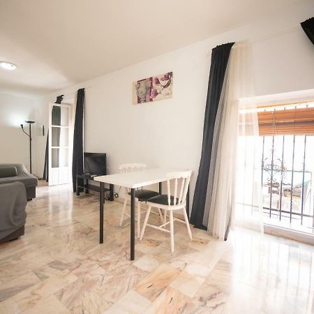 Apartamentos Arc House Seville Exterior photo