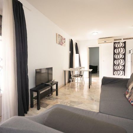 Apartamentos Arc House Seville Exterior photo